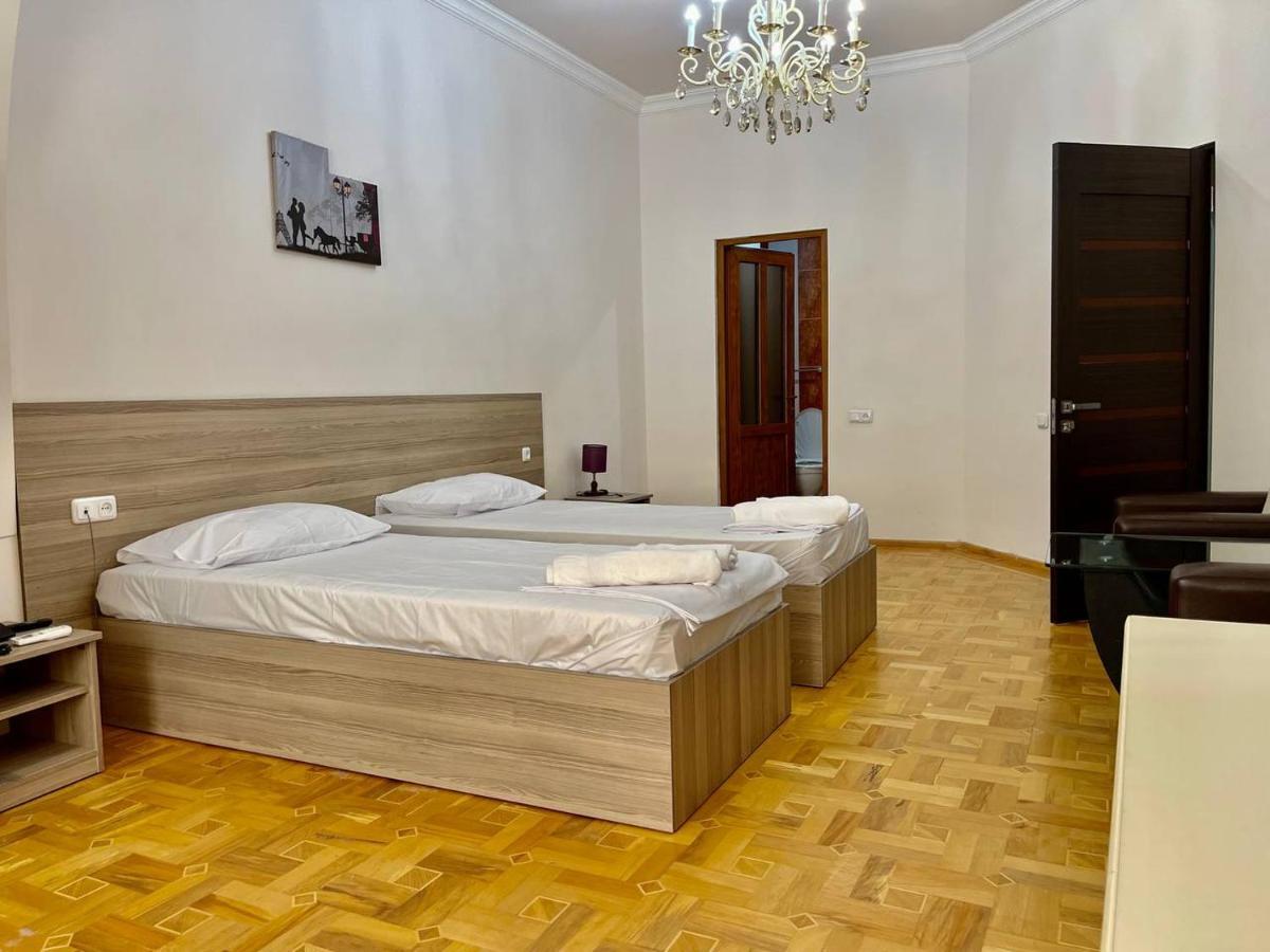 Olive Hotel Erivan Dış mekan fotoğraf