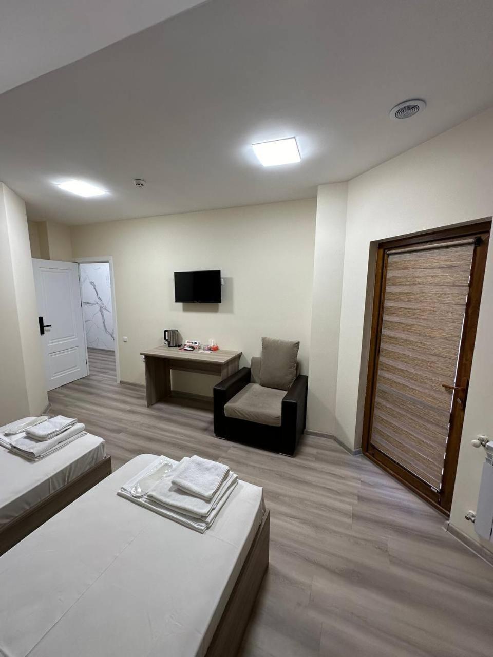 Olive Hotel Erivan Dış mekan fotoğraf